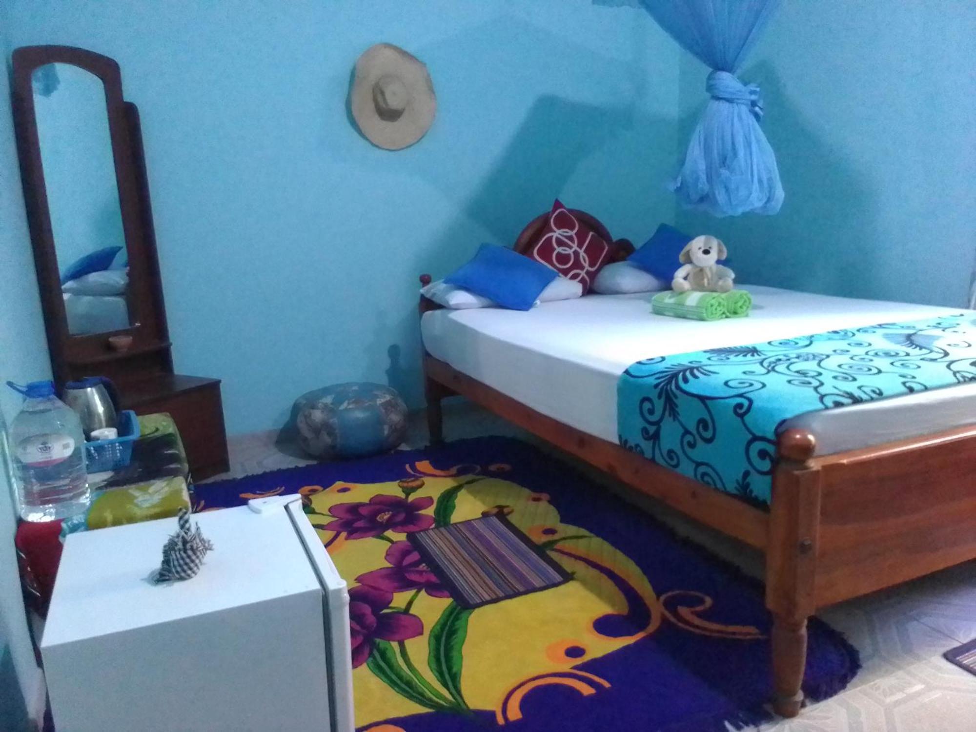 Flower Inn Сигирия Номер фото